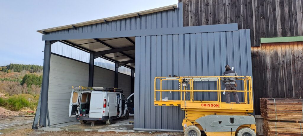 portail métallique bardage anthracite